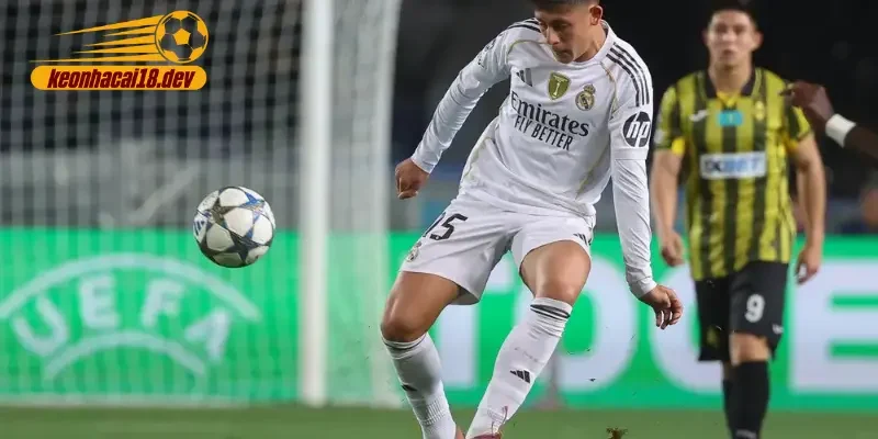 Real Madrid đại thắng và lịch sử tiếp tục được viết nên